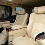 great van on tour บริการให้เช่ารถตู้ ALPHARD พร้อมคนขับ
